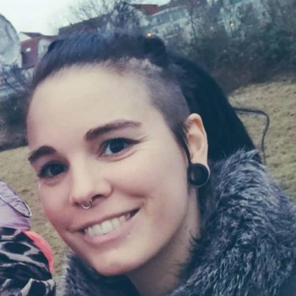 Meet your Posher, Melanie